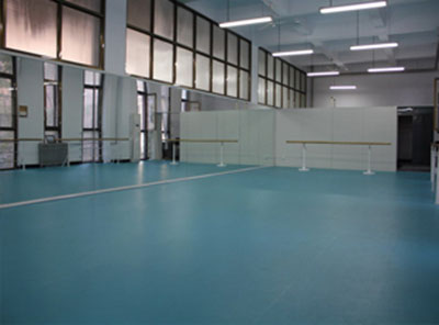 濮阳塑胶运动地板厂家谈pvc濮阳塑胶运动地板安装方法
